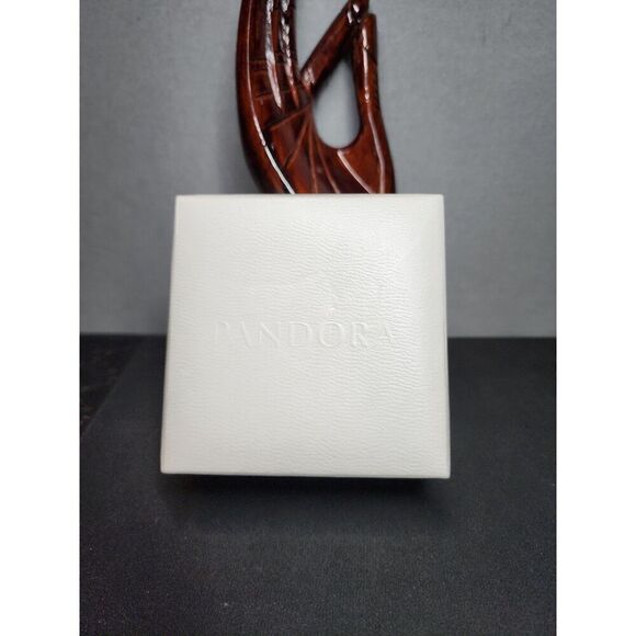 PANDORA Elegant Beauty Pendant, White Pearl & Clear CZ with necklace - Picture 5 of 5